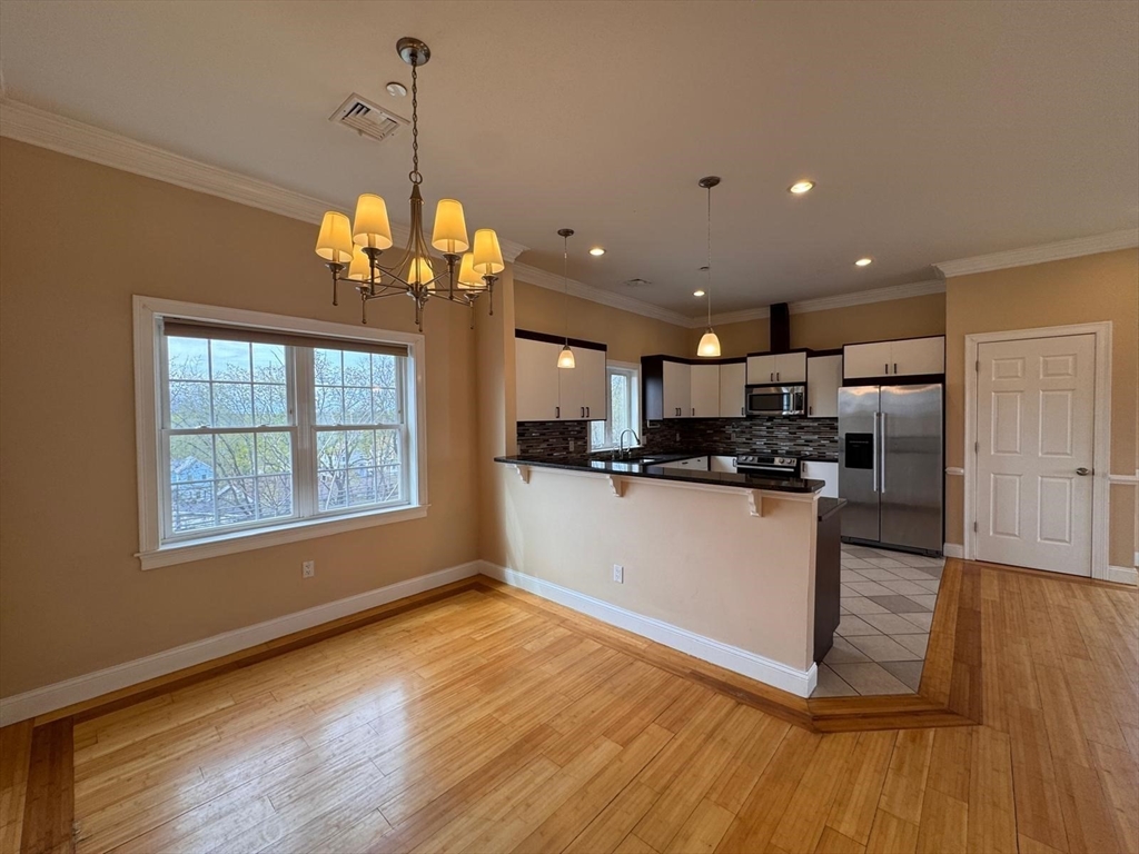 2 bed, 1 bath apartment for rent at 473 Revere Beach Pkwy Unit 6, Revere — photo 13 of 26