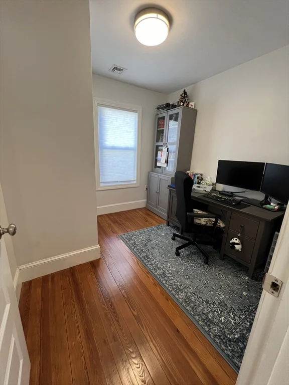 5 bed, 2 bath apartment for rent at 474 Albemarle Rd Unit 2, Newton — photo 7 of 14