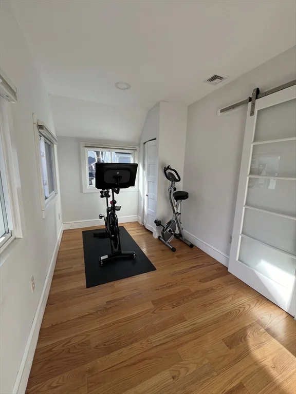 5 bed, 2 bath apartment for rent at 474 Albemarle Rd Unit 2, Newton — photo 9 of 14