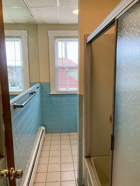 3 bed, 1 bath apartment for rent at 474 Ashley Boulevard Unit 2nd FL, New Bedford — photo 9 of 18