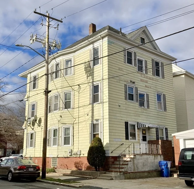 3 bed, 1 bath apartment for rent at 474 Ashley Boulevard Unit 2nd FL, New Bedford