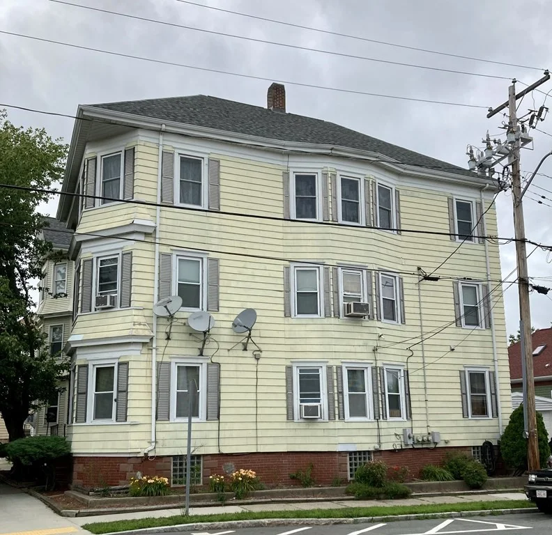3 bed, 1 bath apartment for rent at 474 Ashley Boulevard Unit 3rd FL, New Bedford