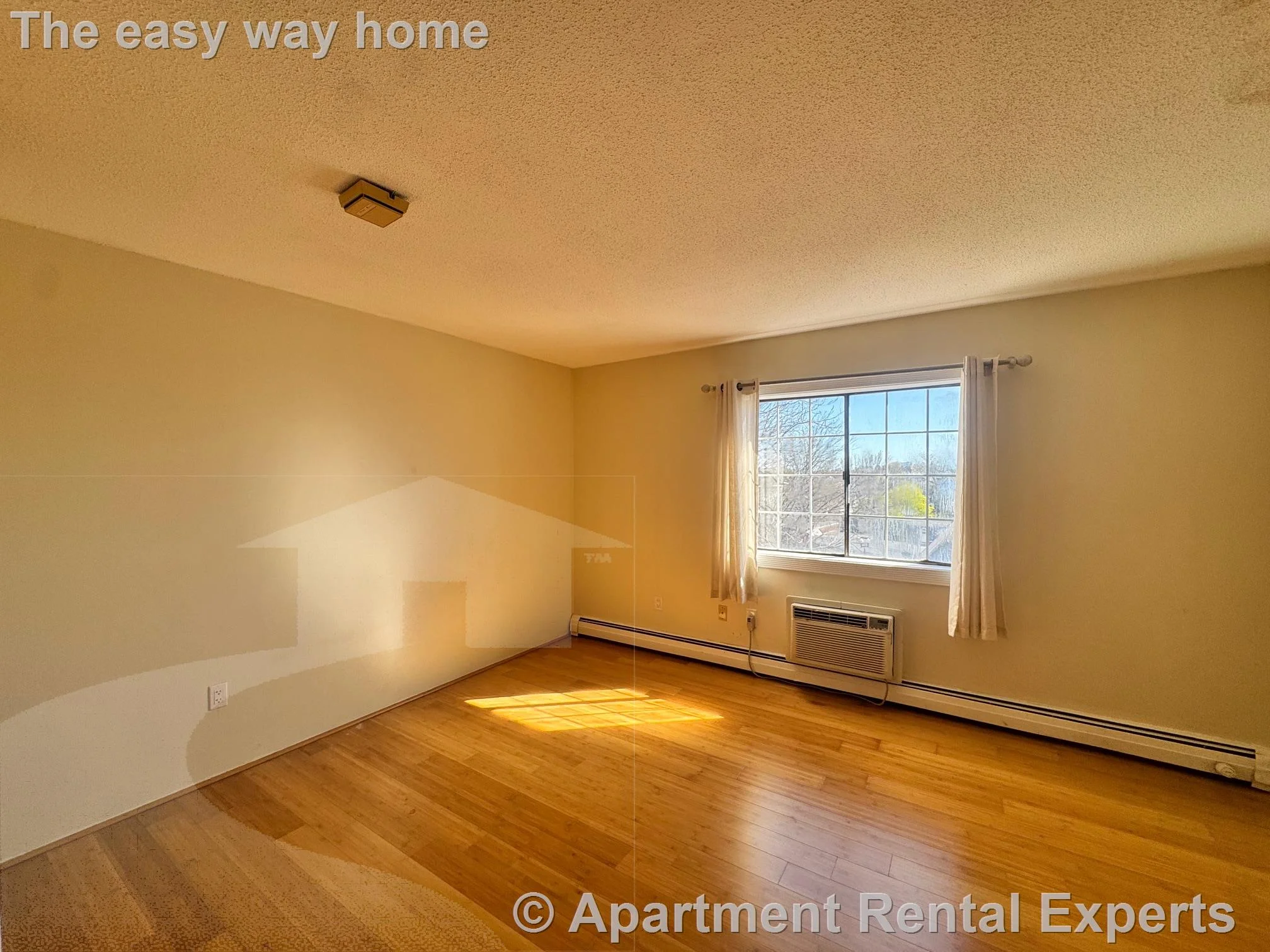 Studio bed, 1 bath apartment for rent at 474 Broadway Unit 37, Magoun Square — photo 4 of 10