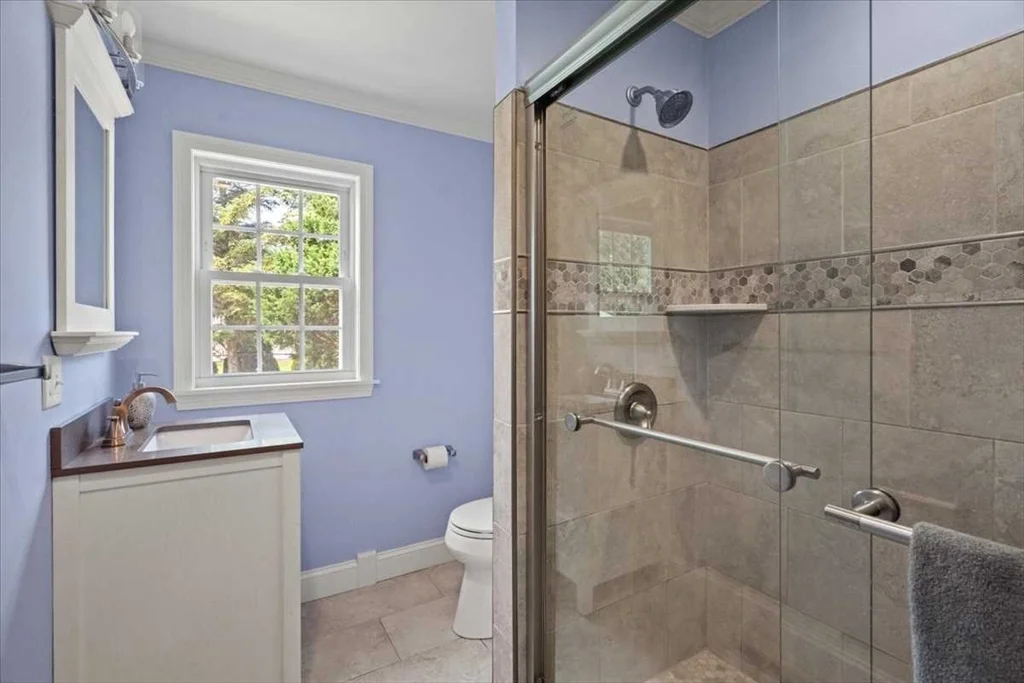 3 bed, 3 bath apartment for rent at 474 Burncoat St Unit 474, Worcester — photo 15 of 39