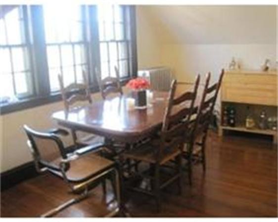 2 bed, 1 bath apartment for rent at 474 Chestnut Hill Ave Unit 3, Brookline — photo 4 of 6