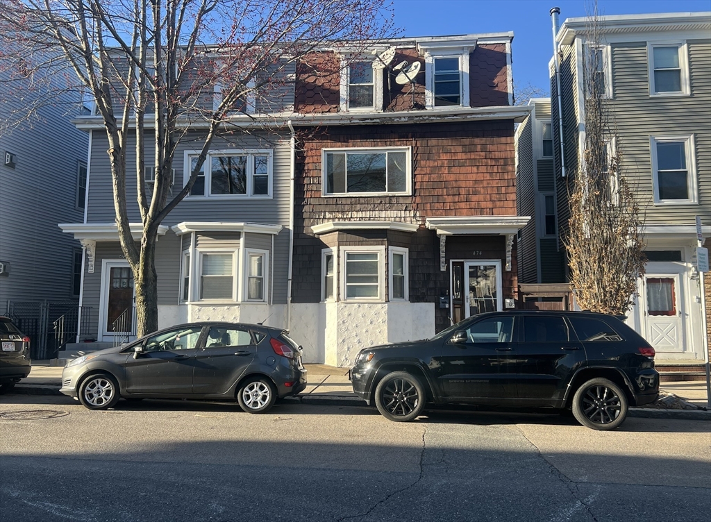 2 bed, 2 bath apartment for rent at 474 East 7th Unit 1, South Boston