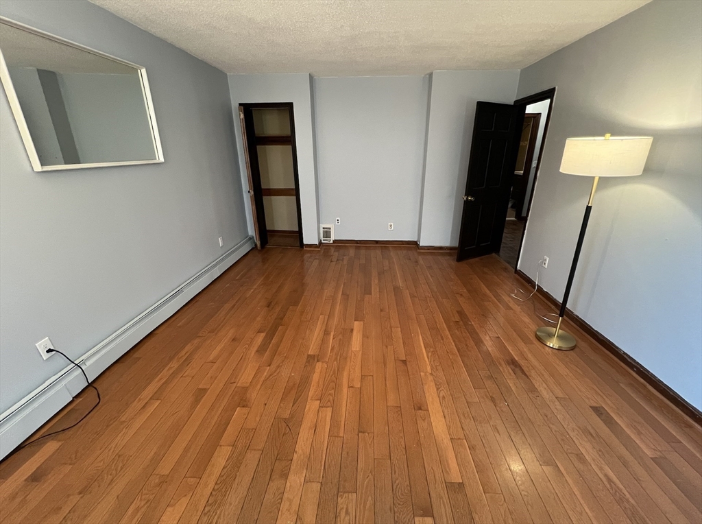 2 bed, 2 bath apartment for rent at 474 East 7th Unit 1, South Boston — photo 3 of 13