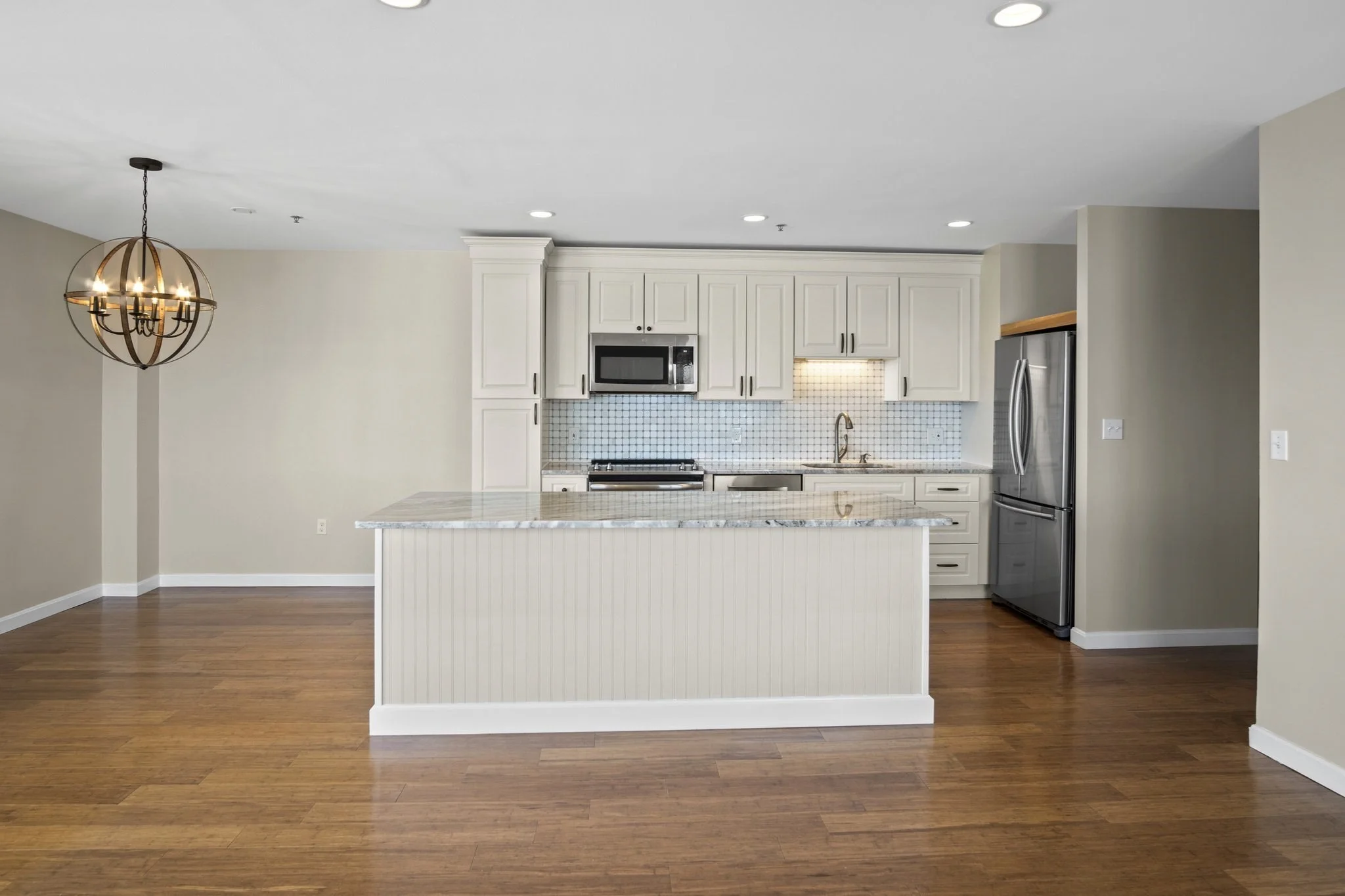 2 bed, 2 bath apartment for rent at 474 Revere Beach Blvd Unit 903, Revere Beach — photo 4 of 15