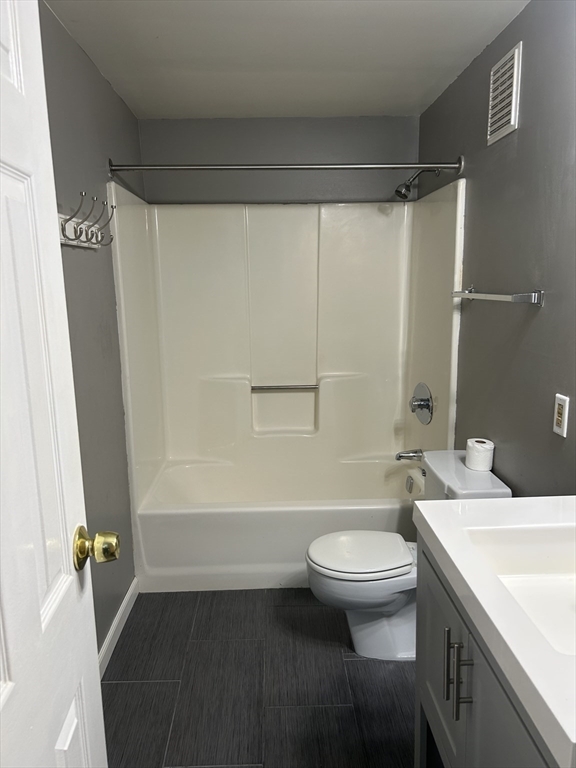 2 bed, 2 bath apartment for rent at 474 Revere Beach Boulevard Unit 306, Revere — photo 12 of 15