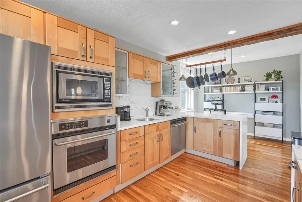 2 bed, 1 bath apartment for rent at 474 Shawmut Ave Unit 5, South End — photo 2 of 20