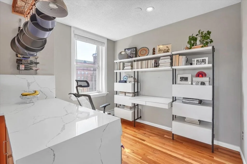 2 bed, 1 bath apartment for rent at 474 Shawmut Ave Unit 5, South End — photo 6 of 20