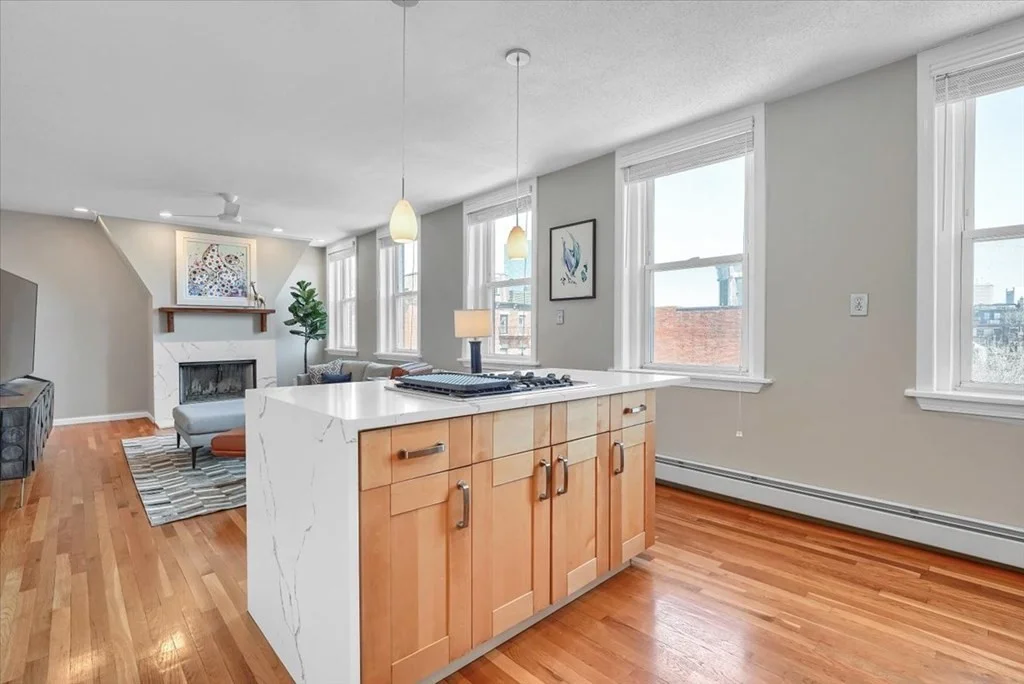 2 bed, 1 bath apartment for rent at 474 Shawmut Ave Unit 5, South End — photo 4 of 20