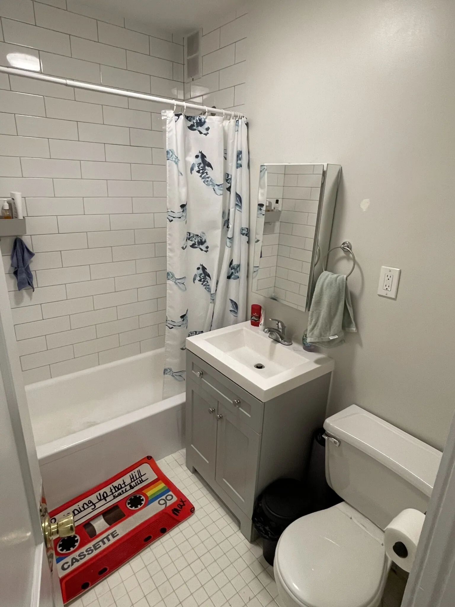 Studio bed, 1 bath apartment for rent at 475 Beacon St Unit 1R, Back Bay — photo 6 of 6