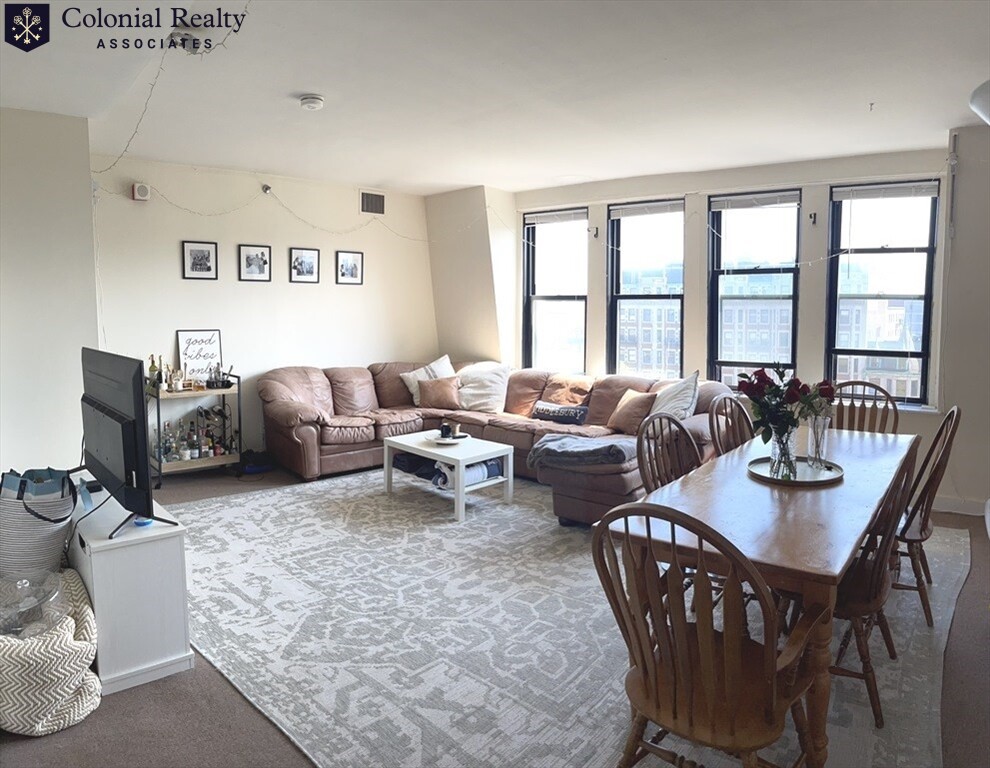 1 bed, 1 bath apartment for rent at 475 Commonwealth Ave Unit 204, Fenway — photo 2 of 18