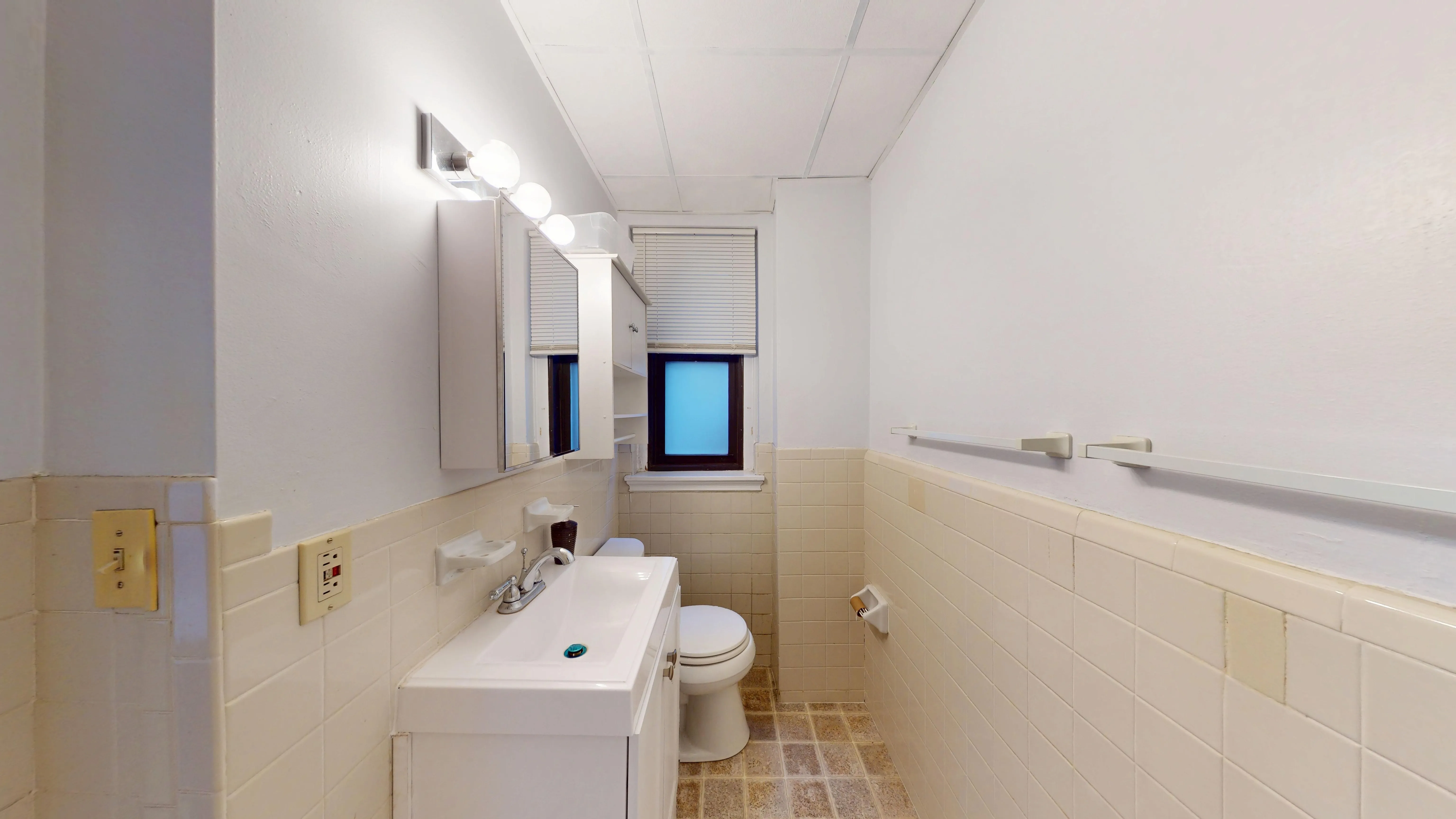 1 bed, 1 bath apartment for rent at 475 Commonwealth Ave Unit 403, Fenway — photo 8 of 17