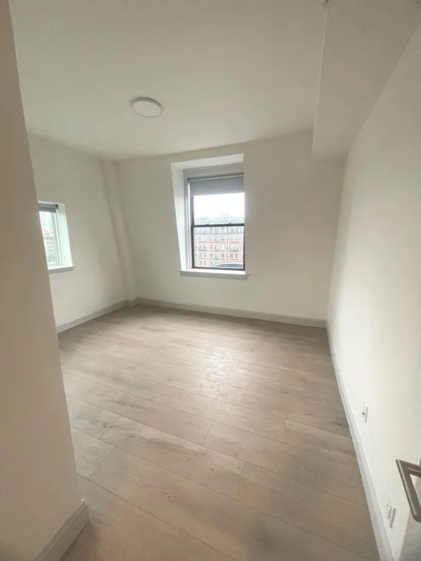 4 bed, 2 bath apartment for rent at 475 Commonwealth Ave Unit 701-702, Fenway — photo 10 of 26