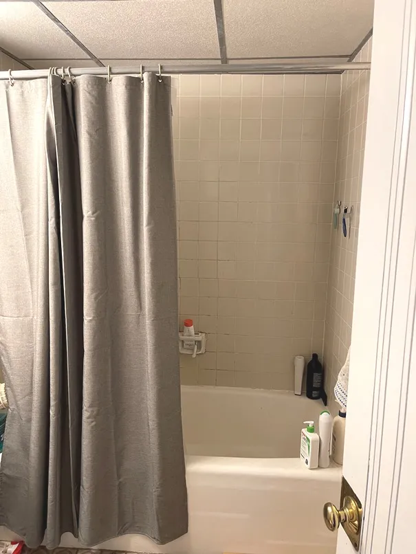 4 bed, 2 bath apartment for rent at 475 Commonwealth Ave Unit 701/702, Fenway — photo 2 of 18