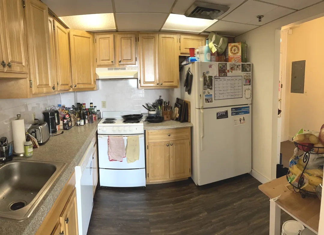 4 bed, 2 bath apartment for rent at 475 Commonwealth Ave Unit 701/702, Fenway — photo 7 of 18