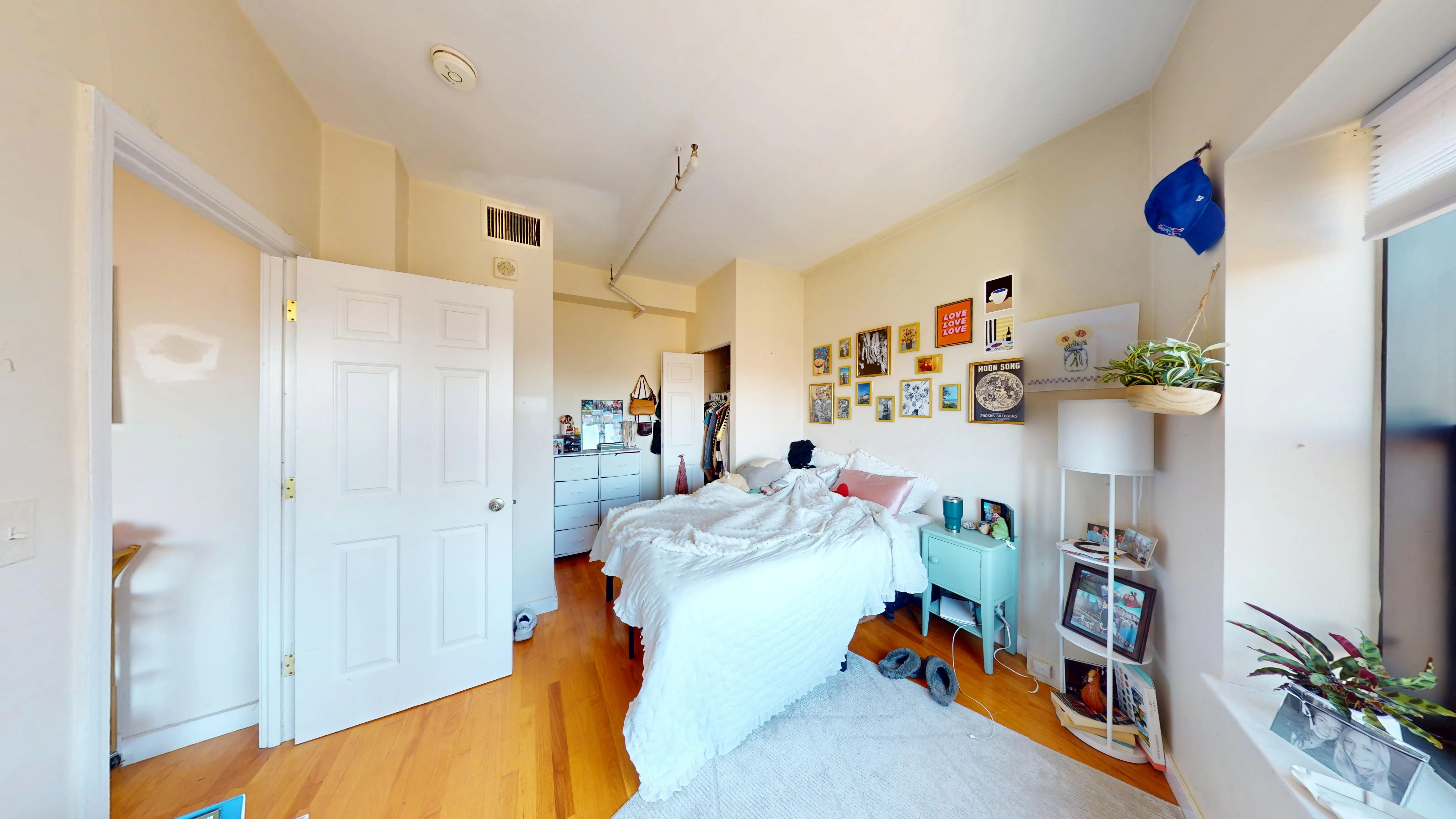 2 bed, 1 bath apartment for rent at 475 Commonwealth Ave Unit 706, Fenway — photo 5 of 18