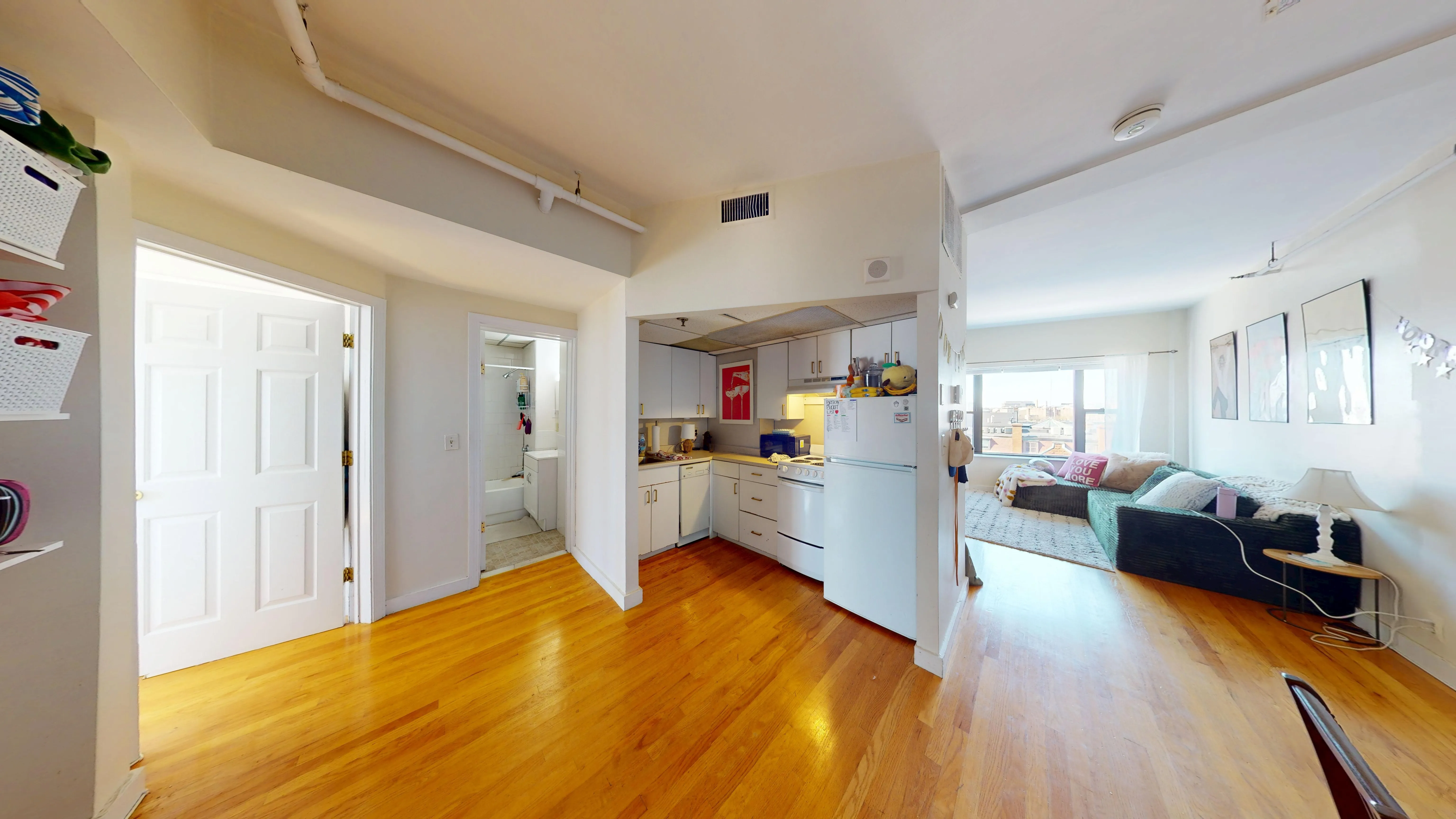 2 bed, 1 bath apartment for rent at 475 Commonwealth Ave Unit 706, Fenway — photo 3 of 18