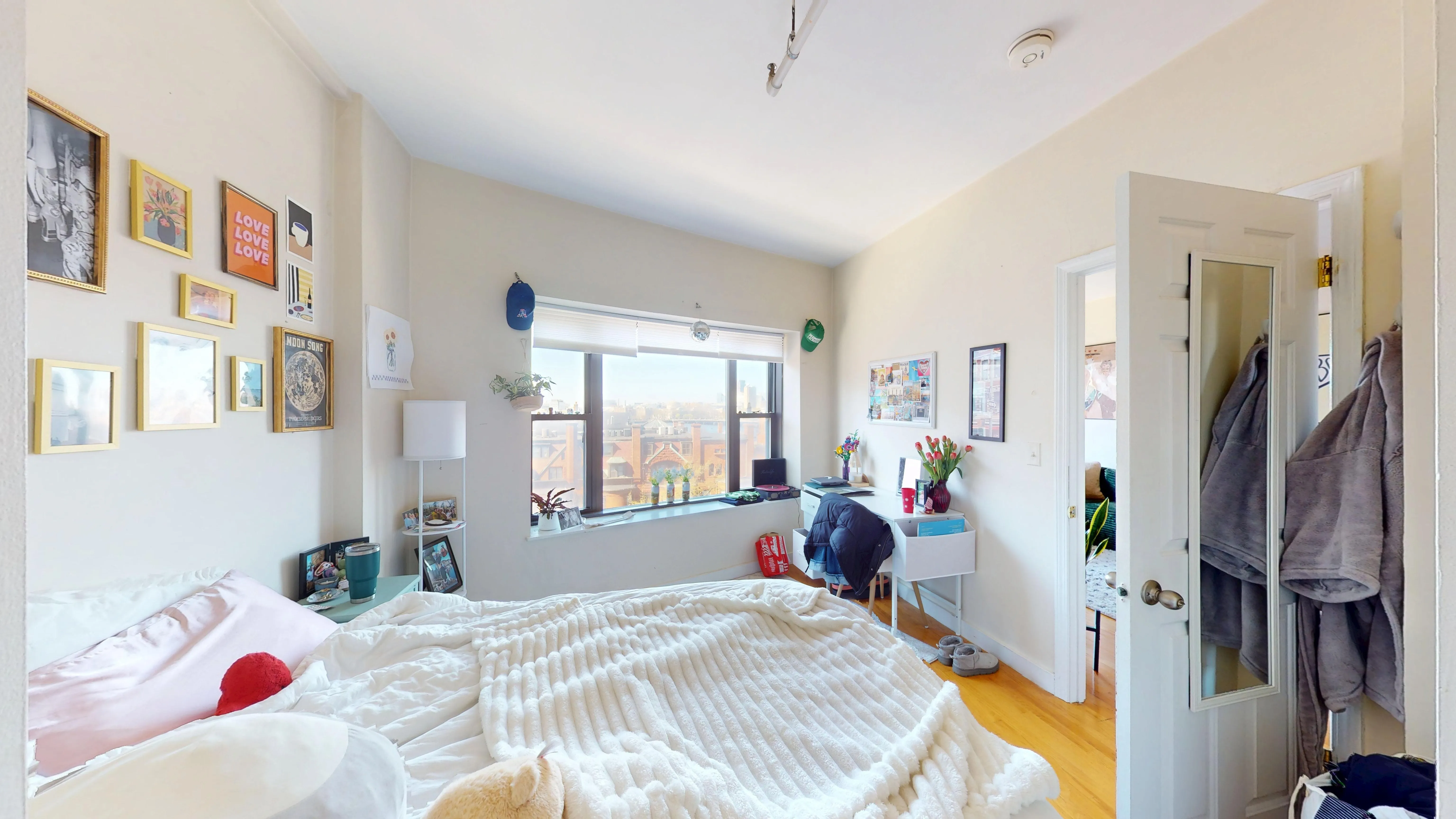 2 bed, 1 bath apartment for rent at 475 Commonwealth Ave Unit 706, Fenway — photo 6 of 18