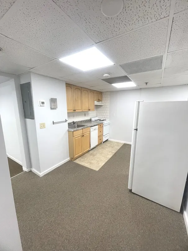 2 bed, 1 bath apartment for rent at 475 Commonwealth Ave Unit G3, Fenway — photo 4 of 20