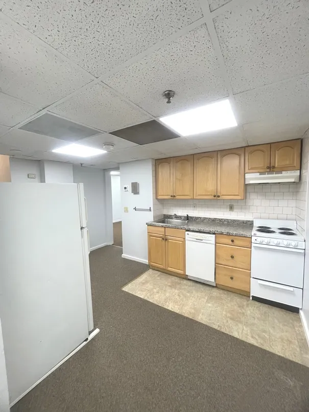 2 bed, 1 bath apartment for rent at 475 Commonwealth Ave Unit G3, Fenway — photo 1 of 20