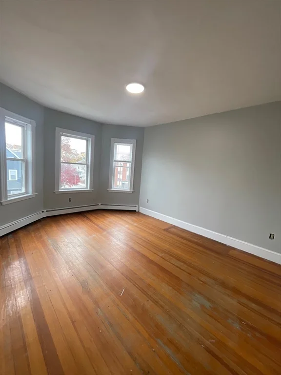 3 bed, 1 bath apartment for rent at 475 Norfolk Unit 3, Mattapan — photo 2 of 5