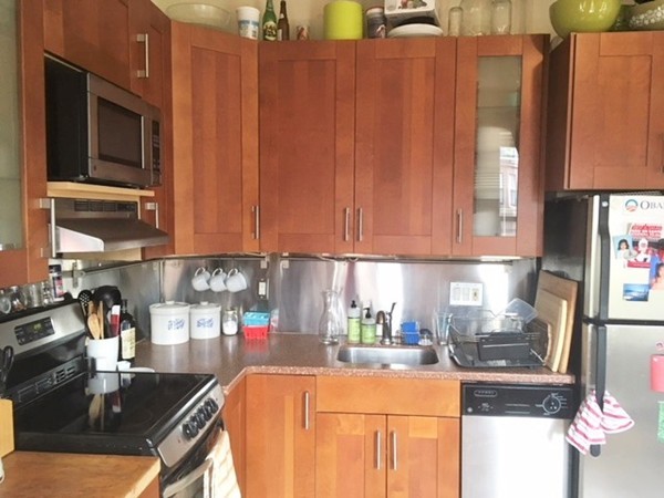 1 bed, 1 bath apartment for rent at 475 Shawmut Ave Unit 6, South End — photo 2 of 10