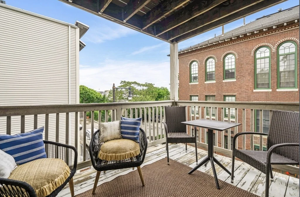 2 bed, 2 bath apartment for rent at 476 East 3rd St Unit 2, South Boston — photo 8 of 16