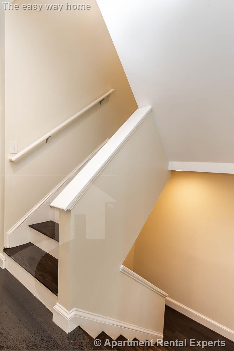 5 bed, 4+ bath apartment for rent at 476 Fulton St, Medford Square — photo 5 of 31