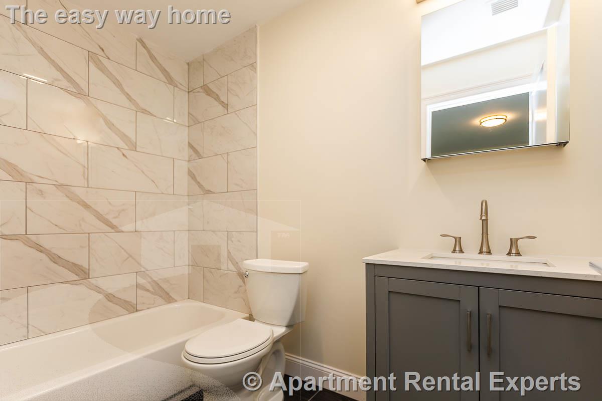 5 bed, 4+ bath apartment for rent at 476 Fulton St, Medford Square — photo 22 of 31