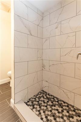 5 bed, 4.5 bath apartment for rent at 476 Fulton St Unit 2, Medford — photo 16 of 31