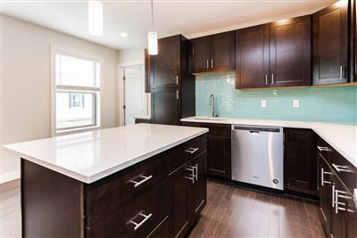 5 bed, 4.5 bath apartment for rent at 476 Fulton St Unit 2, Medford — photo 12 of 31