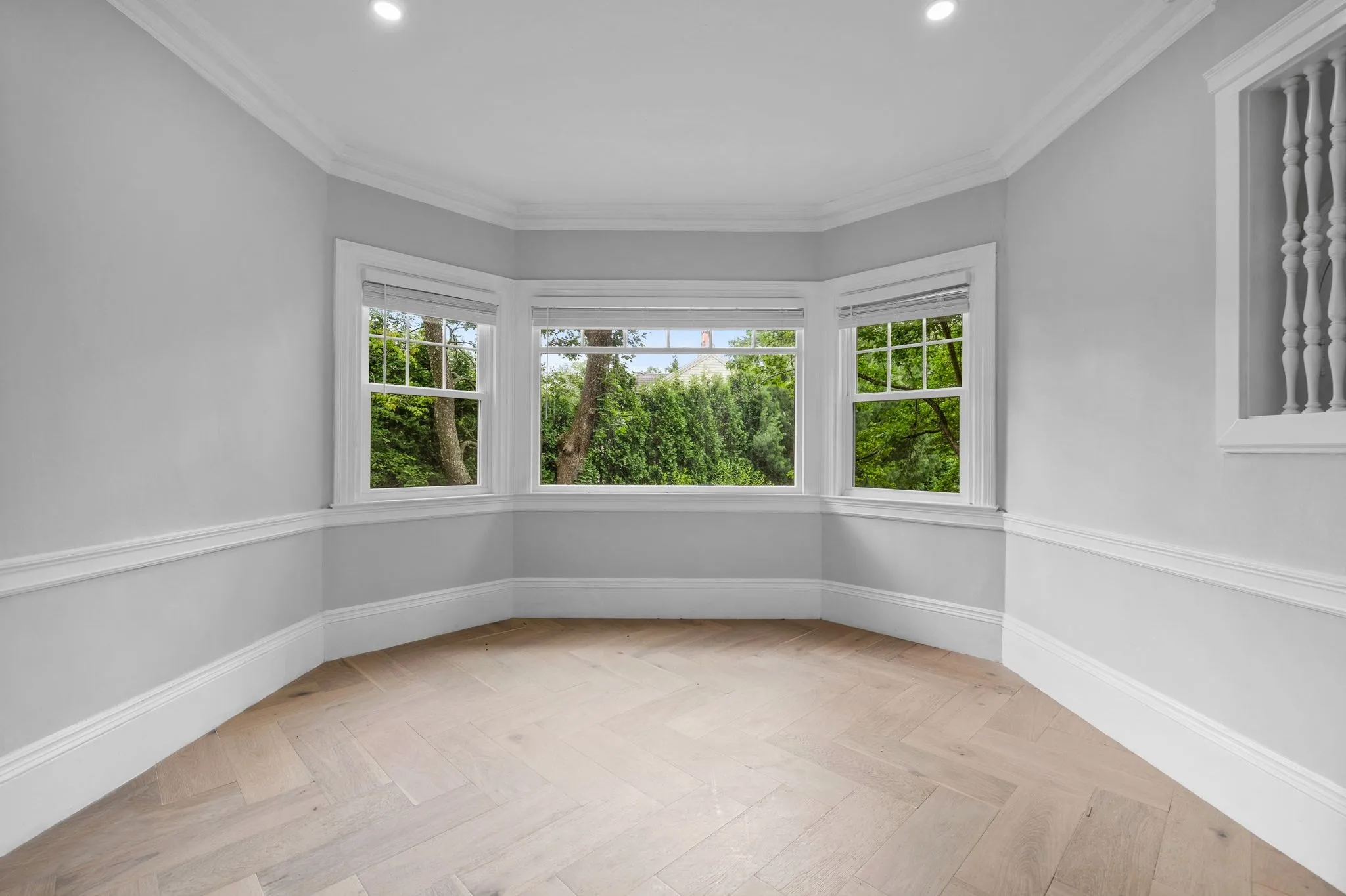 8+ bed, 4+ bath apartment for rent at 476 Heath St Unit 1, Chestnut Hill — photo 5 of 17