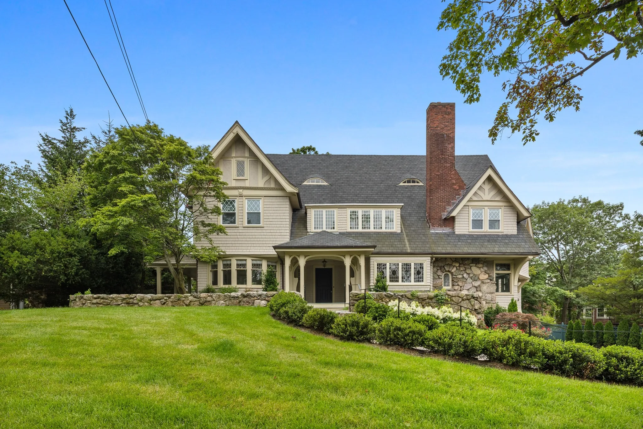 8+ bed, 4+ bath apartment for rent at 476 Heath St Unit 1, Chestnut Hill — photo 1 of 17