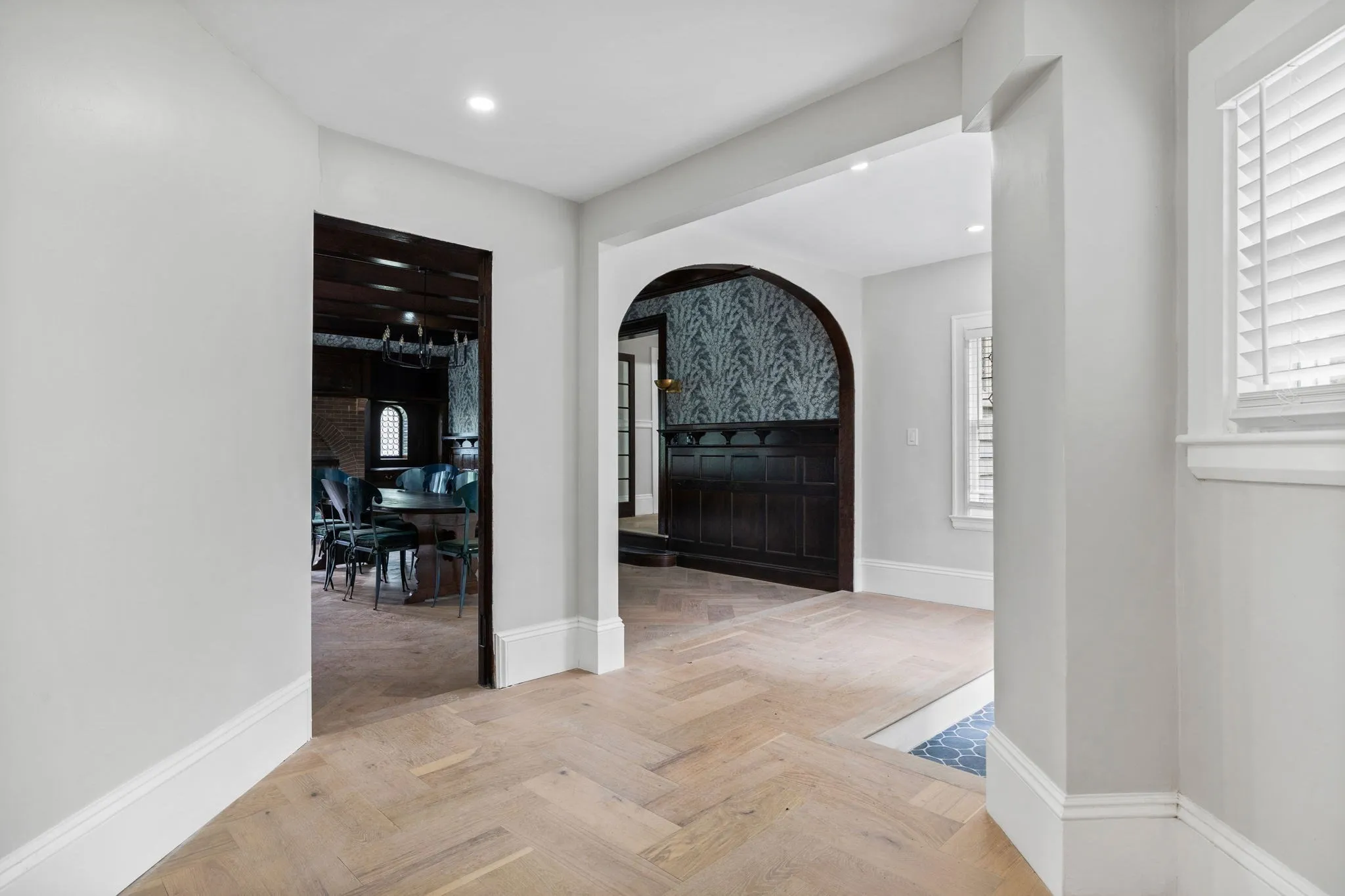 8+ bed, 4+ bath apartment for rent at 476 Heath St Unit 1, Chestnut Hill — photo 10 of 17