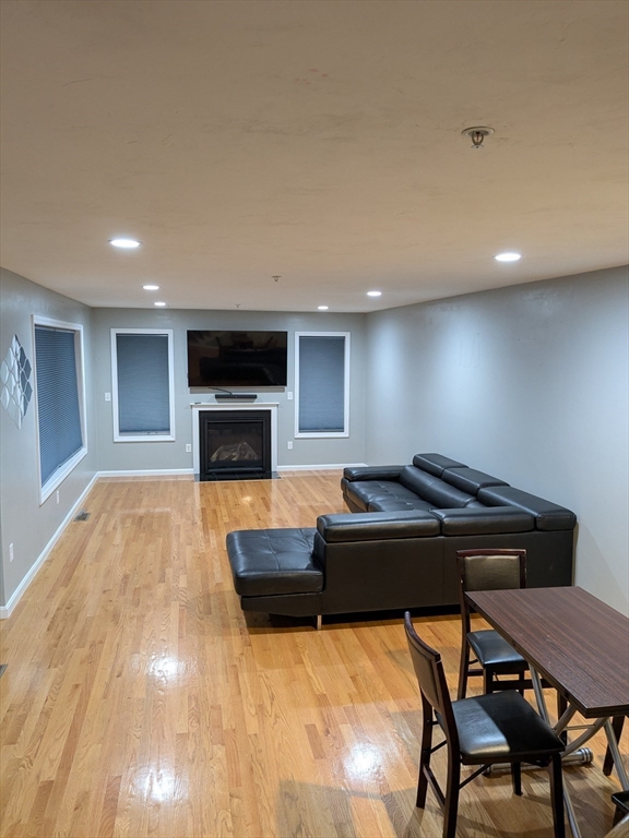 2 bed, 2 bath apartment for rent at 477 America Blvd Unit 477, Ashland — photo 6 of 27