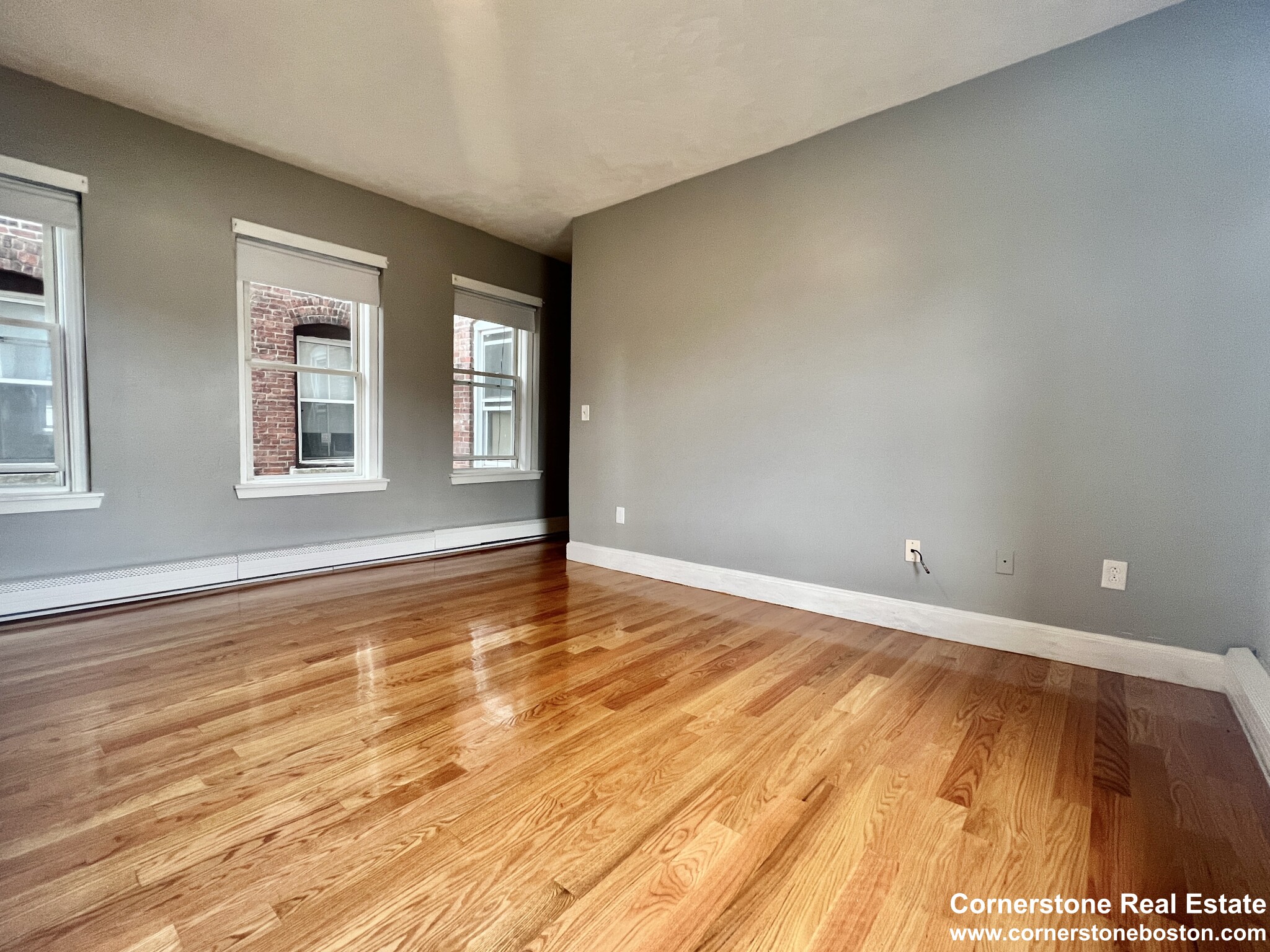 4 bed, 1 bath apartment for rent at 477 Dudley St Unit 2, Roxbury — photo 4 of 8