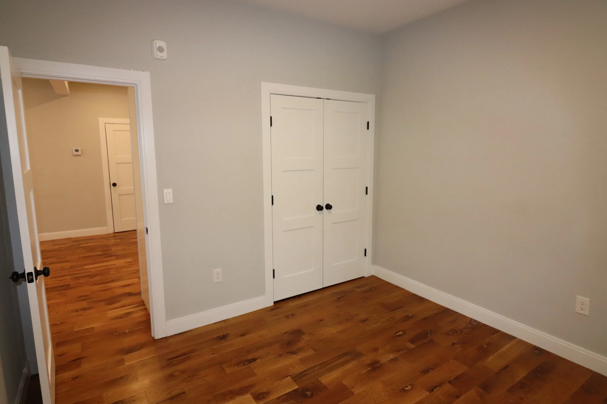 1.5 bed, 1 bath apartment for rent at 477 Meridian St Unit 2, East Boston — photo 6 of 8