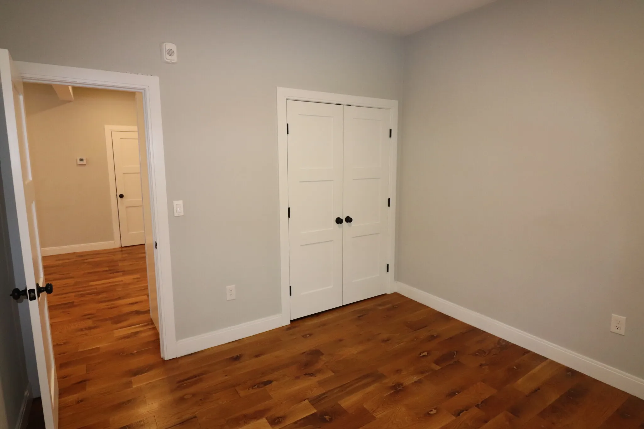 1.5 bed, 1 bath apartment for rent at 477 Meridian St Unit 4, East Boston — photo 6 of 8