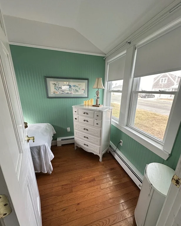 2 bed, 1 bath apartment for rent at 477 Ocean St, Marshfield — photo 13 of 16