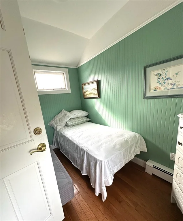 2 bed, 1 bath apartment for rent at 477 Ocean St, Marshfield — photo 11 of 16