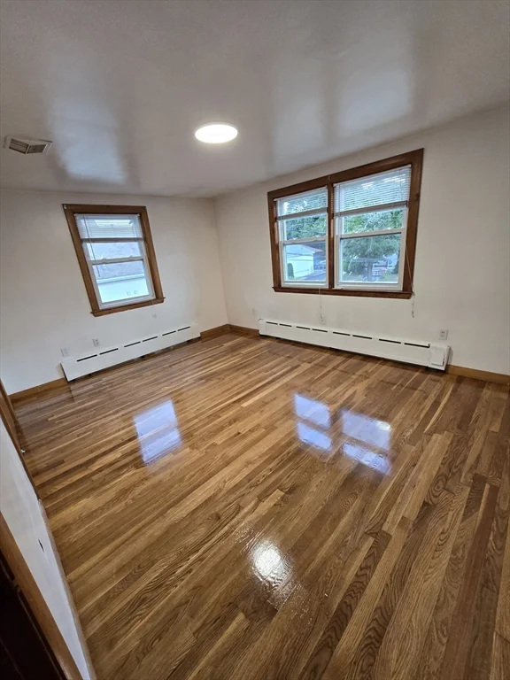 2 bed, 1 bath apartment for rent at 478 Central St Unit 2, Saugus — photo 4 of 10