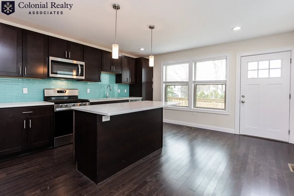 4 bed, 4.5 bath apartment for rent at 478 Fulton St Unit 478, Medford — photo 17 of 41