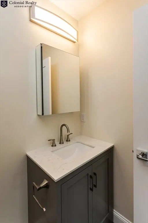 4 bed, 4.5 bath apartment for rent at 478 Fulton St Unit 478, Medford — photo 9 of 41
