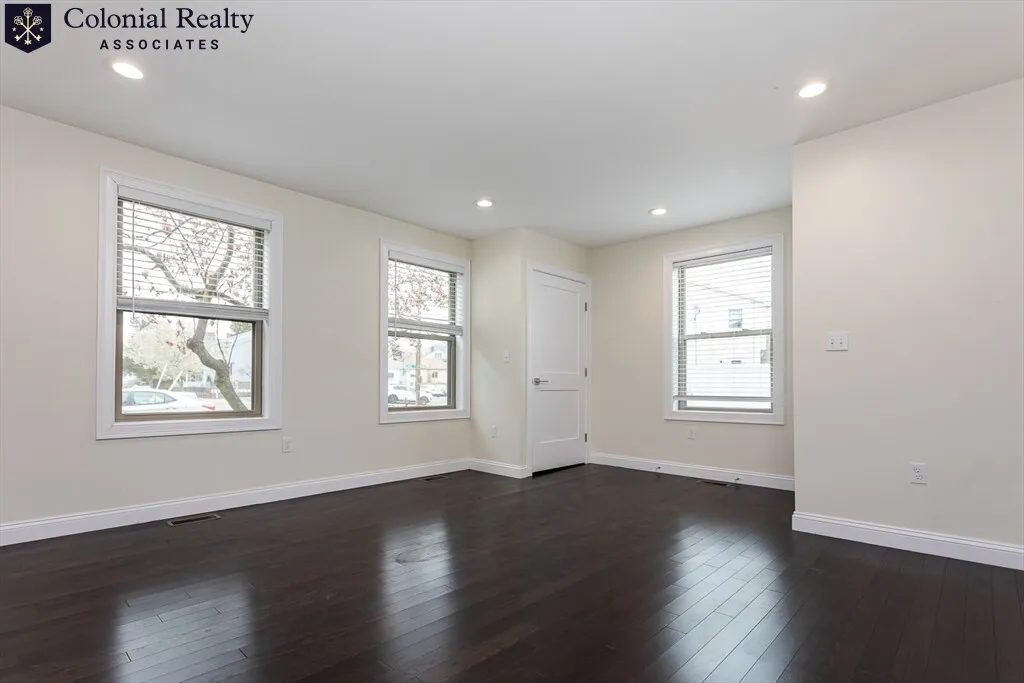 4 bed, 4.5 bath apartment for rent at 478 Fulton St Unit 478, Medford — photo 21 of 41