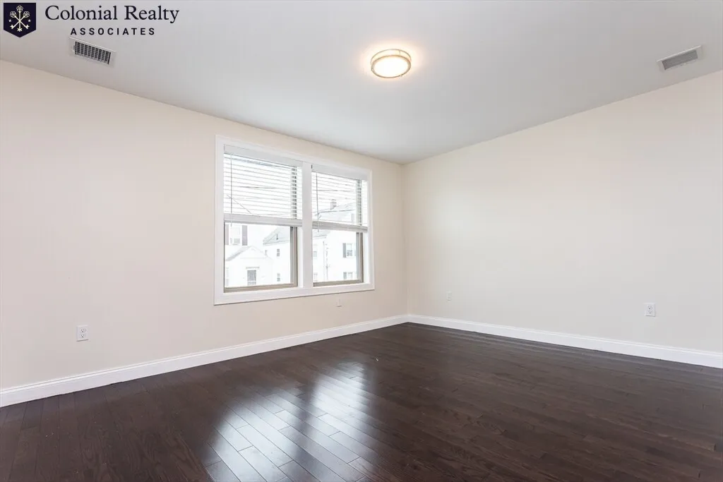4 bed, 4.5 bath apartment for rent at 478 Fulton St Unit 478, Medford — photo 31 of 41