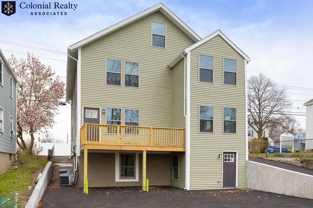4 bed, 4.5 bath apartment for rent at 478 Fulton St Unit 478, Medford — photo 33 of 41