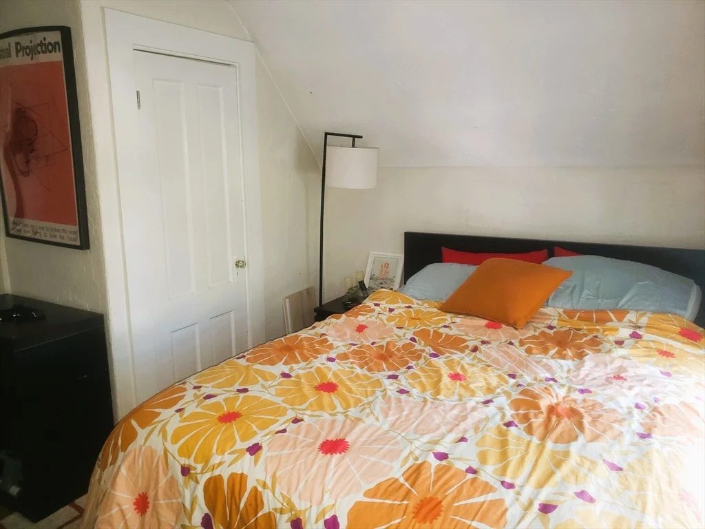 2 bed, 1 bath apartment for rent at 478 Medford St Unit 3, Somerville — photo 7 of 27